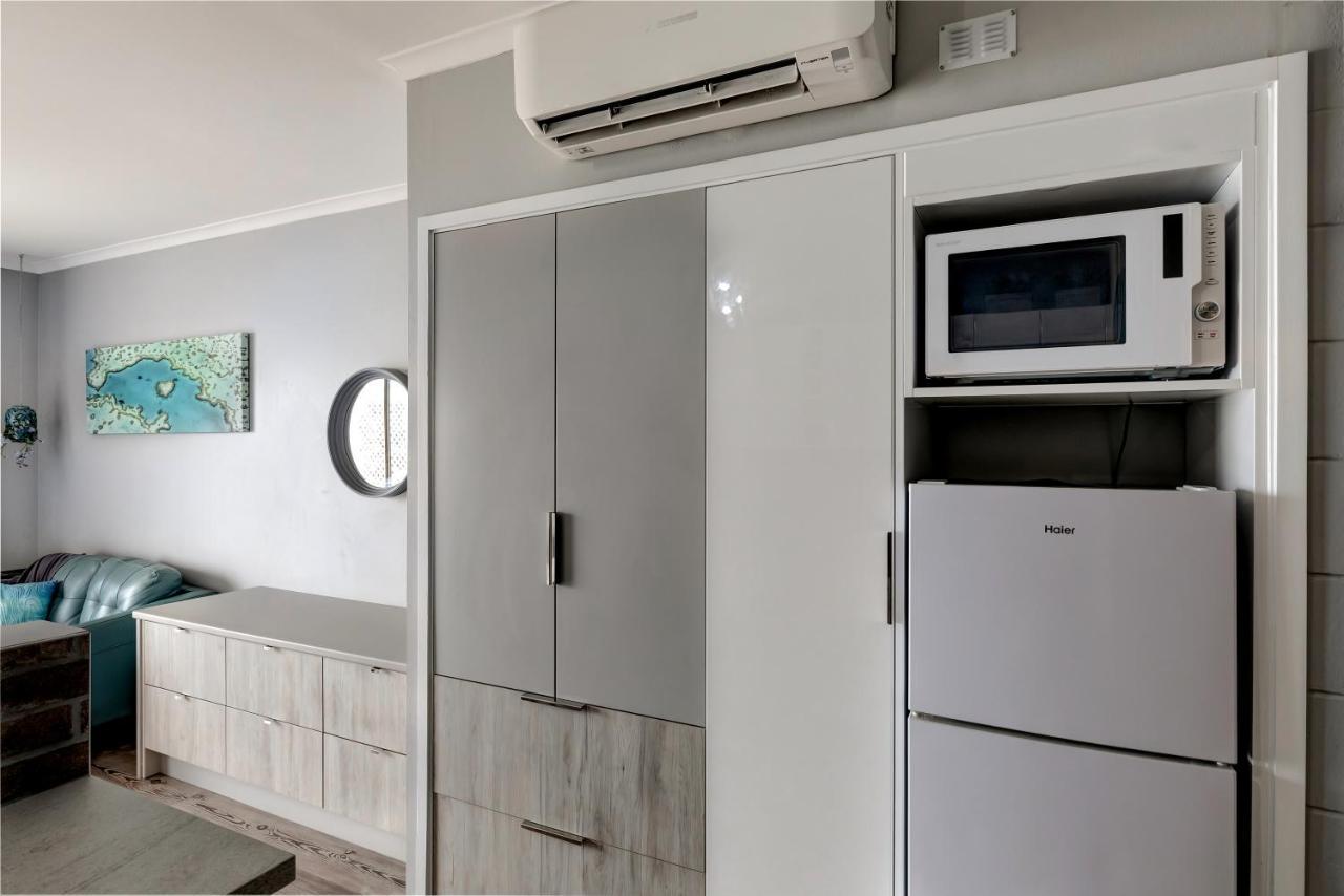 Ocean View 16A Studio Pool & Spa Wi-Fi Airlie Beach Bagian luar foto