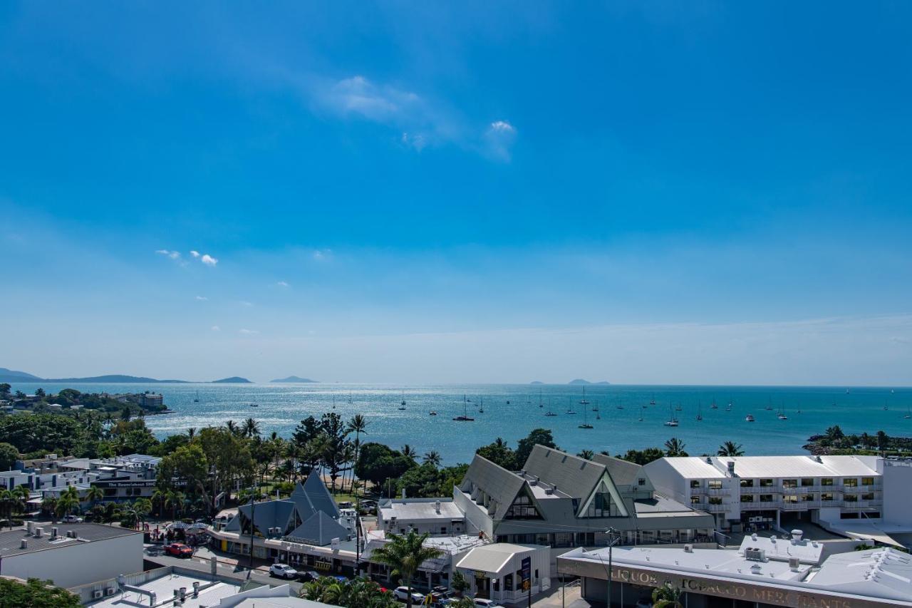Ocean View 16A Studio Pool & Spa Wi-Fi Airlie Beach Bagian luar foto