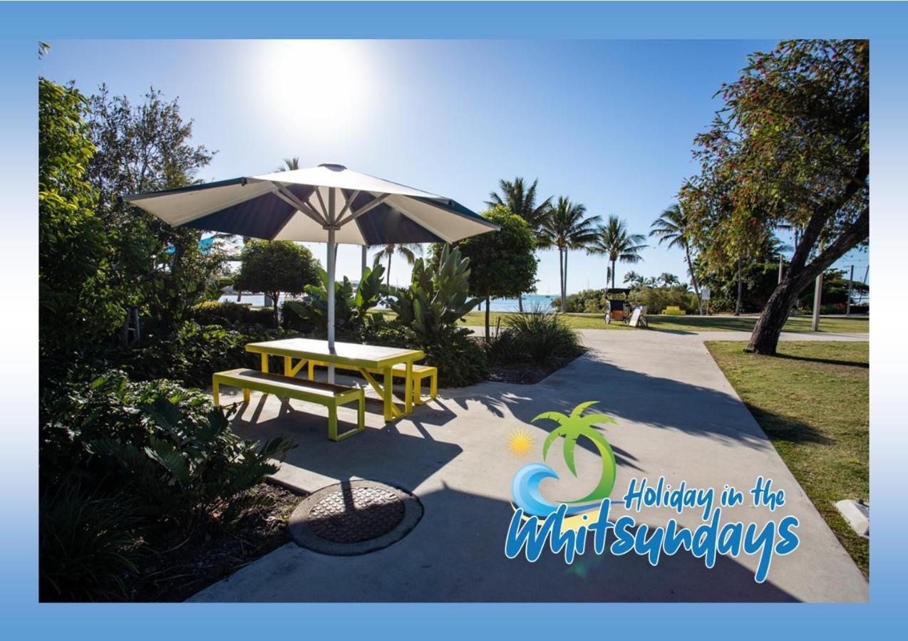 Ocean View 16A Studio Pool & Spa Wi-Fi Airlie Beach Bagian luar foto